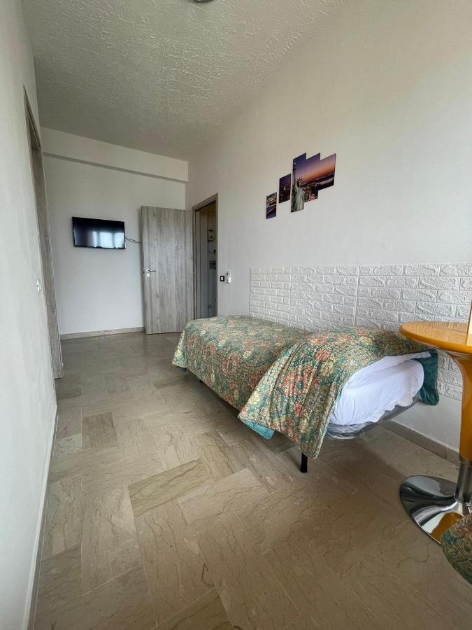 La Finestra Sul Mare B&B Crotone Buitenkant foto