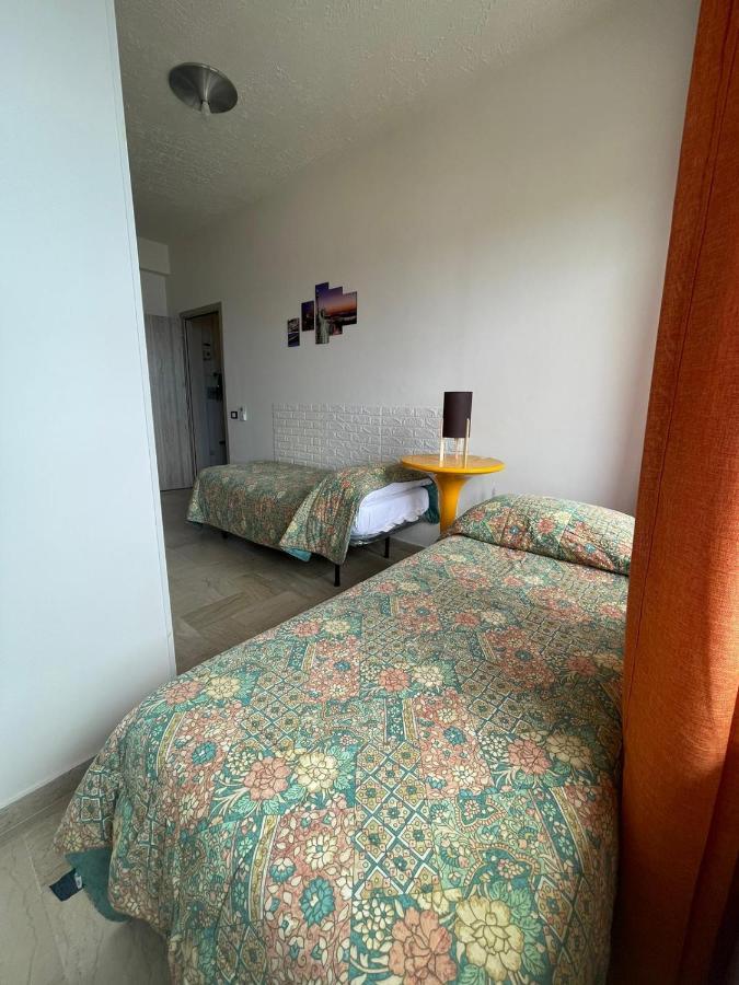 La Finestra Sul Mare B&B Crotone Buitenkant foto