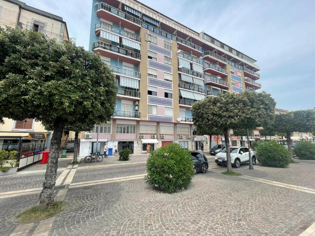 La Finestra Sul Mare B&B Crotone Buitenkant foto
